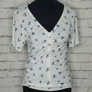 Nikki Erin Women's White Floral Print Ribbed Short Sleeve Shirt Size Medium